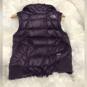 North Face 550 down puffer vest with hood